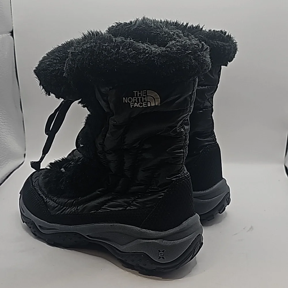 The North Face Girls filles Size 13 Fur Boots
